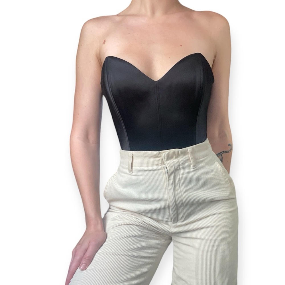 Aritzia babaton black strapless corset satin “blaze” bodysuit - size 00